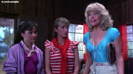 ميستي رو، كيم ريتشاردز، تامي تايلور - فيلم "ميتبولز الجزء الثاني" (1984) بدقة HD 1080p على Blu-ray. مشاهد عري؟ مثير! شاهده عبر الإنترنت