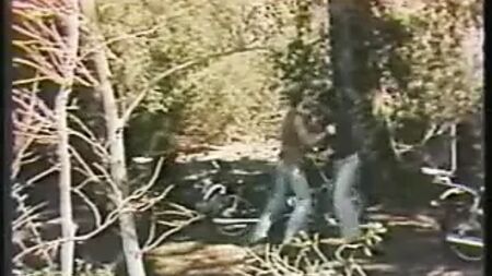 حفلة الألم للدراجين - 1972