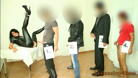 حفلة القذف! موعد جنسي جامح مع العاهرة التي ترتدي ملابس اللاتكس! إذا لم تقذف هنا، فهذا خطأك أنت