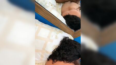 عمتي تمارس الجنس من الخلف
