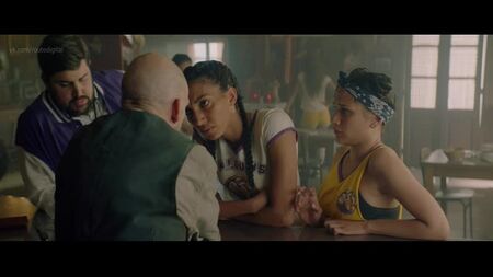 كاميل رازات، مارغو دوفرين، وغيرهن - Girls with Balls (2018) عاريات؟ مثيرات! كاميل رازات، مارغو دوفرين - فتيات مع كرات
