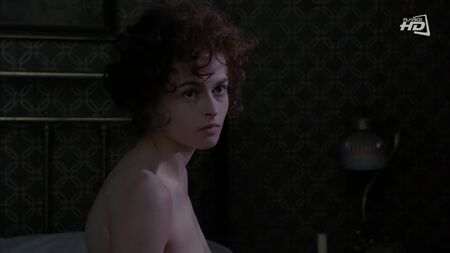 هيلينا بونهام كارتر عارية - Helena Bonham Carter Nude - فيلم "أجنحة الحمامة" 1997