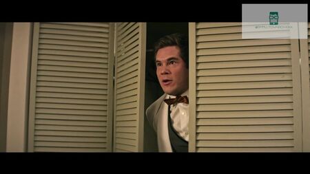 آدم ديفاين عارياً في فيلم «Game Over Man»