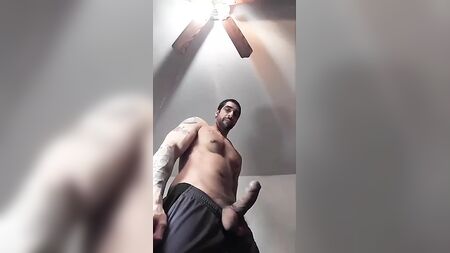 قضيب عربي ضخم