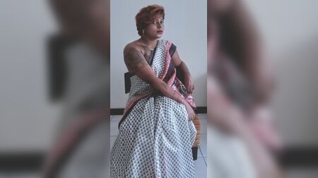 ماروماغال إيلاريا تستمتع بوقتها مع مامانار