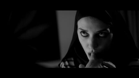 شيلا فاند عارية - فتاة تسير وحدها في الليل (2014) WEB-DL hd1080 مشاهدة عبر الإنترنت
