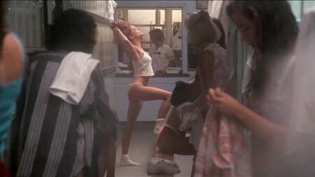 ليا طومسون المثيرة - فيلم "Some Kind of Wonderful" (1987) بدقة HD 720p (نسخة الويب)