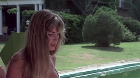 إيلين ديفيدسون، جودي درايغي عاريات - «المنزل في شارع الأخوية» (1983) HD 720p BluRay