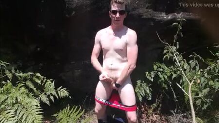 bush_jerk_off_3 (في الهواء الطلق، الاستمناء، الشاطئ، في الأماكن العامة، مثلي، فتى منفرد، إباحية مثليّة، مثلي في الهواء الطلق، مثلي في الأماكن العامة، استمناء مثلي، مثلي منفرد، مثلي في الهواء الطلق