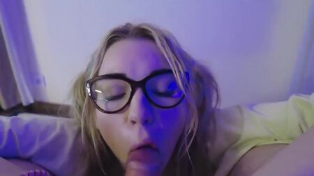 DeepBunnyHole - قذف في أعماق الحلق ومضاجعة الوجه - الجزء الثاني (720p) [هواة، روسيا