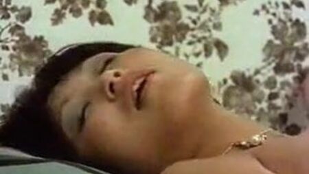 CC - خادمة من أجل الجنس