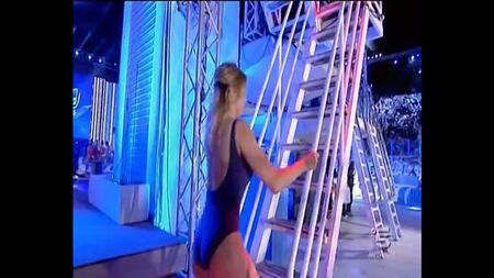 آنا فالكي - قفز! سأقفز الليلة