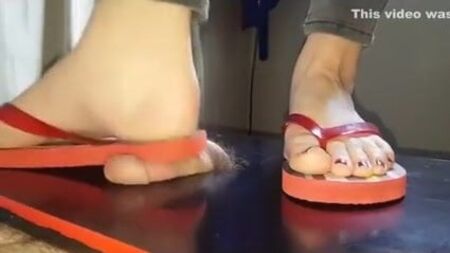 صندل "Love Her Sandals" - شبشب "Miss J" طراز Crush 14