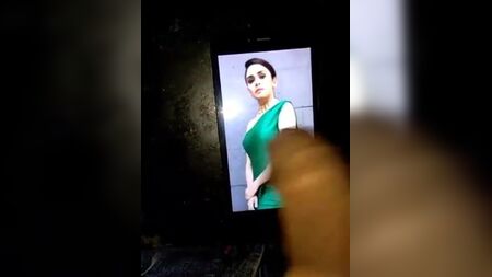 أمروتا خانفيلكار، الممثلة الماراثية والمكرمة