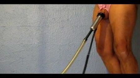 آلة شفط القضيب (مرتين)
