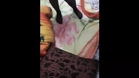 حفلة جنسية بين أزواج من جنسيات مختلفة في إيران: مشاركة الزوجات عبر البث المباشر على إنستغرام
