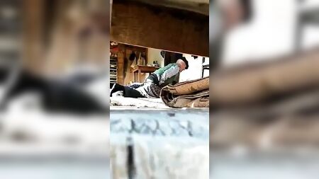 جد في السبعين من عمره