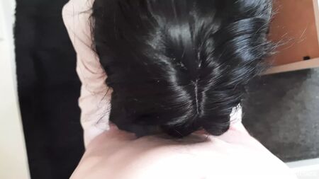 قصة زوج مخدوع: زوجة تصور علاقتها الغرامية لزوجها المخدوع