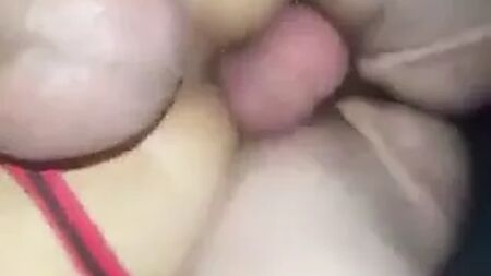 قذف رائع بدون استخدام اليدين