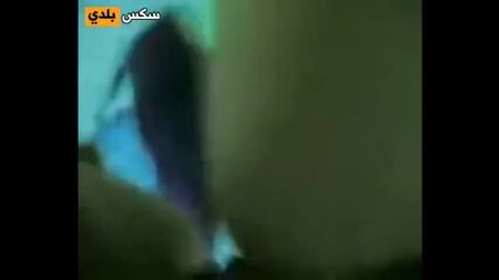 أم مصرية مثيرة، تداعبني بيدها وتداعبني بقدمها