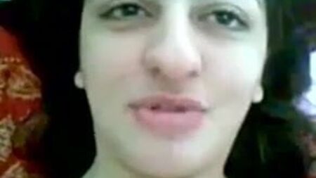 الجميلة ساداف فودي