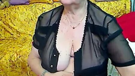 جدة حقيقية أمام الكاميرا R20