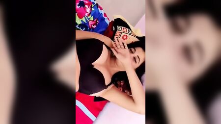 جميلة ورائعة
