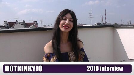 مقابلة مع HOTKINKYJO (2018، وإصدار مُعاد تصميمه عام 2021). رسمي