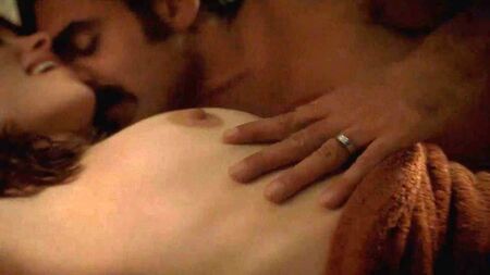 أوليفيا وايلد تظهر عارية الصدر في مسلسل «فينيل» على موقع ScandalPlanetCom