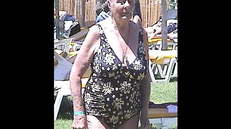 ILoveGrannY تقدم مجموعة من الصور المثيرة