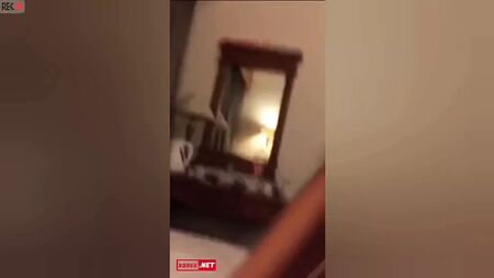 فتاة هندية، هزة الجماع المصحوبة بالبصق