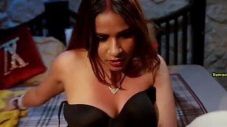 فيلم قصير هندي مثير بعنوان «راسمالاي»
