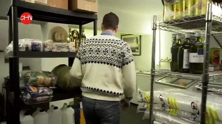 كوميديا إيروتيكية - بركة مملوءة - كريستينا توكو