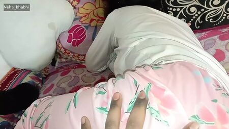 ممارسة الجنس مع أخت الزوجة النائمة، نيها بابي
