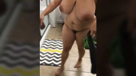 مجموعة صور سيلفي للثدي الكبير 2