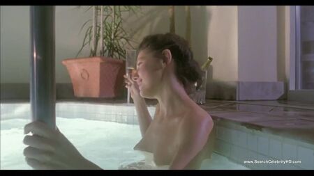 مشهد عري ليليانا كوموروفسكا - فيلم "سكانرز 3" - جودة عالية