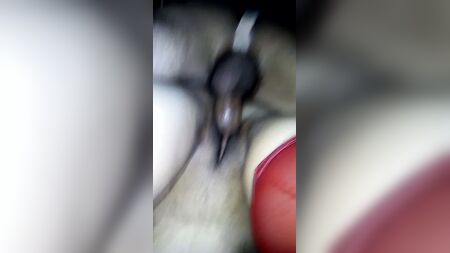 شاهدوا كيف يُمارس الجنس في السيارة