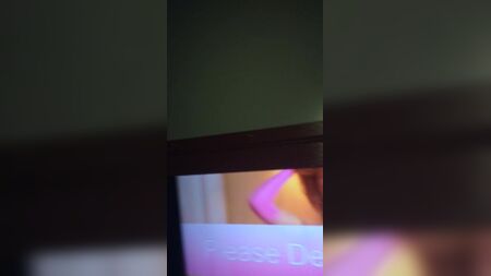 شخص غريب في كشك الأفلام الإباحية بفلوريدا، 22 سبتمبر 2018