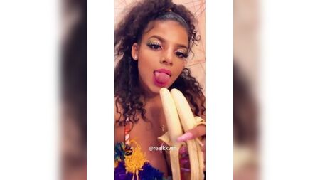 IG Bimbos 28/09/2019: لسان طويل وموزة مزدوجة