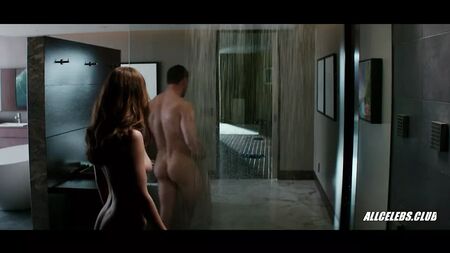 مشاهد داكوتا جونسون العارية تمامًا - فيلم «50 Shades Freed»
