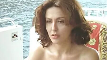 الشابة سابرينا فيريلي تظهر عارية في فيلم إيطالي