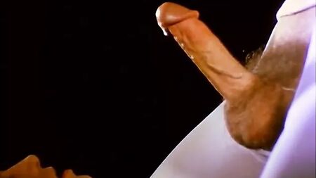 وراء الباب الأخضر (1972)