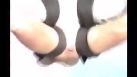 نص ترويجي عن القفز بالمظلات... هههه