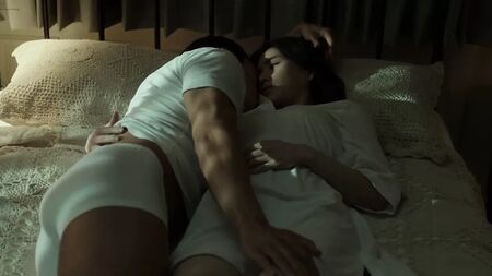 ليم جي-يون عارية - فيلم «Obsessed» (2014)