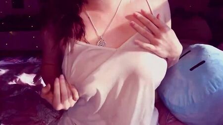 AFTYNROSE ASMR ASMR WET T-SHIRT CHEEKY SPRAY فيديو 18+ AFTYNROSE ASMR ASMR WET T-SHIRT CHEEKY SPRAY فيديو التعري الشبقي للفتيات منفردًا