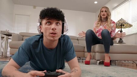 لقد سئمت من لعب ألعاب الفيديو، فلنمارس الجنس بدلاً من ذلك