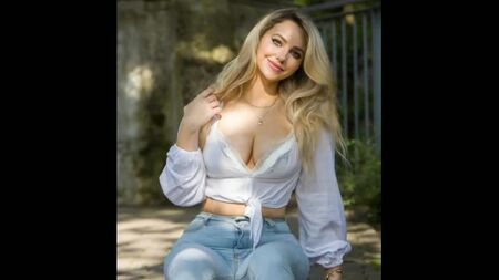 نيرنجا كريزيوت _ أجمل عارضة أزياء على الإطلاق