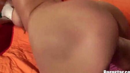 امتصت وابتلعت مع الرجل