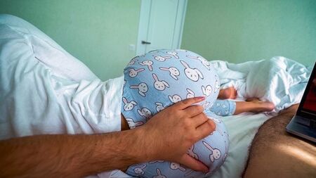 إن مشاهدة الإباحية مفيدة بالتأكيد ، لكنها أكثر متعة!