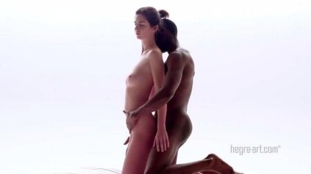 مثال على التدليك والجنس مع رجل أسود دون اختراق